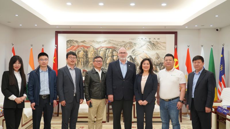 热烈接待 || 美国堪萨斯州代表团一行到访幸运彩环保旅行交流