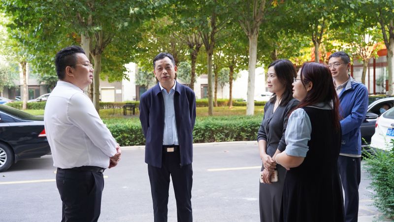 接待市委外办一行莅临幸运彩调研指导