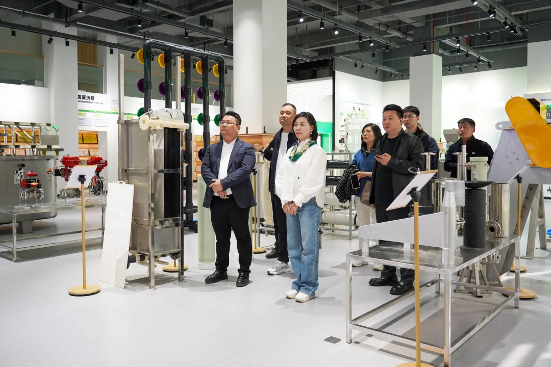 热烈接待天津大学情形工业领军班同砚莅临幸运彩环保交流考察！-新闻资讯-幸运彩